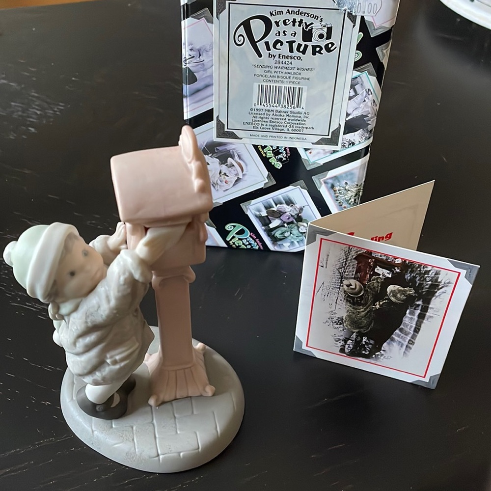 Kim Anderson Figurine 284424 Pretty As A Picture Enesco box card